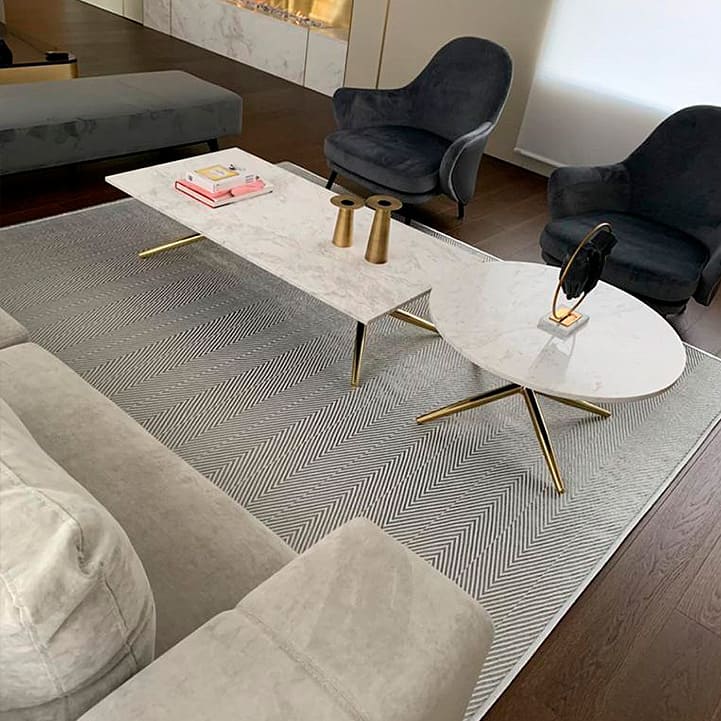 Tapetes de seda y metal